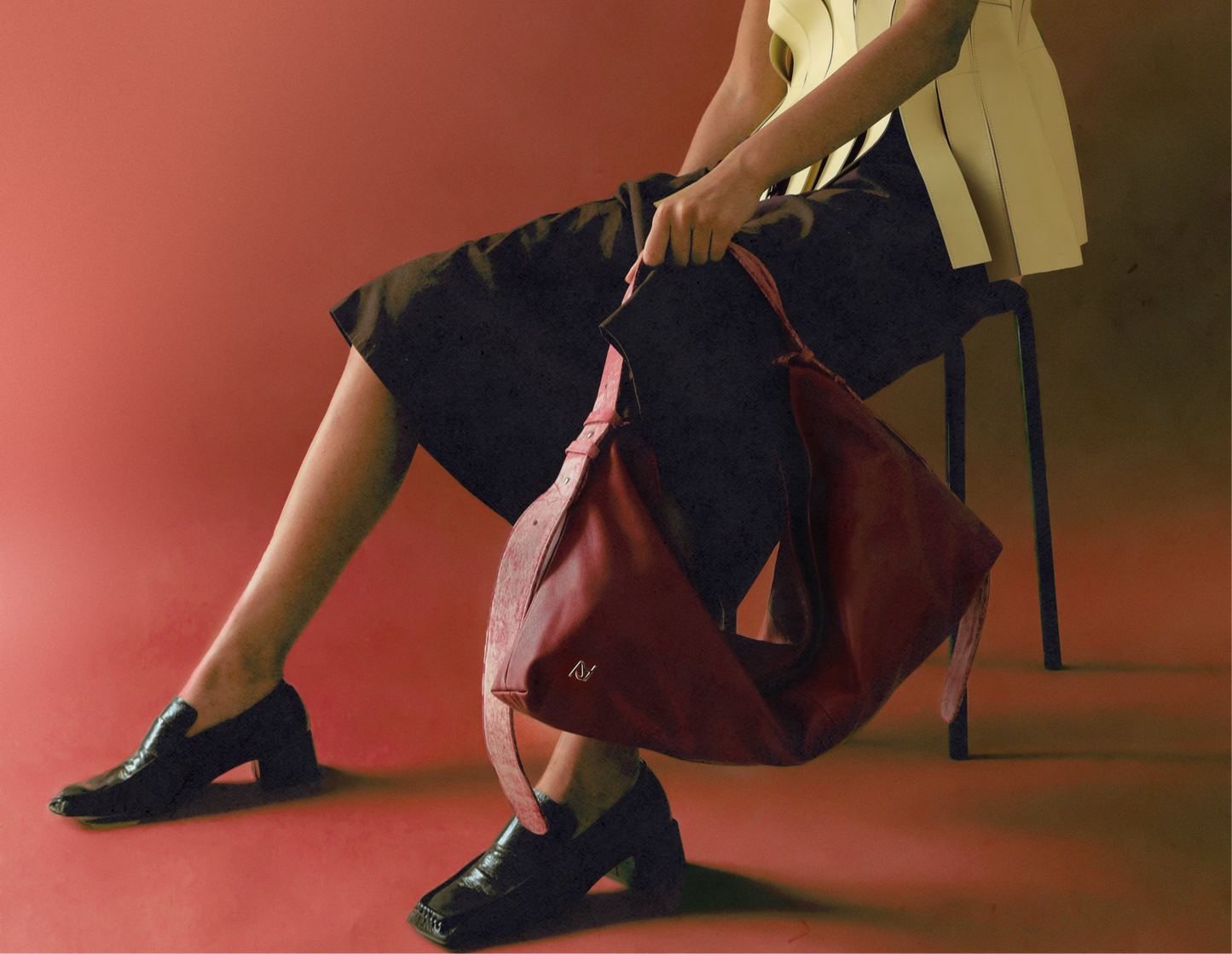 Ophelia II Oversized Leather Bag Red
