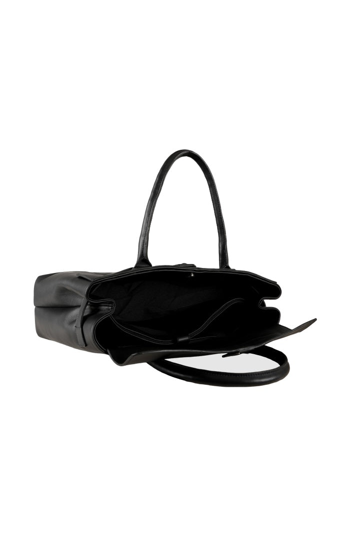 Eloura Oversized Leather Bag Black