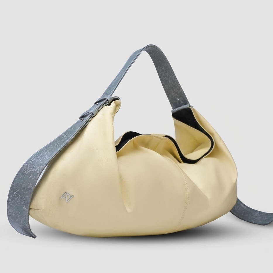 Ophelia II Oversized Leather Bag Butter Yellow